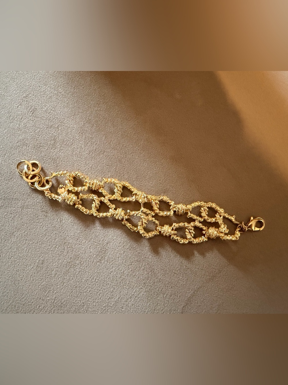 Vintage Gold Rope-Link Statement bracelet - Women's Jewelry
